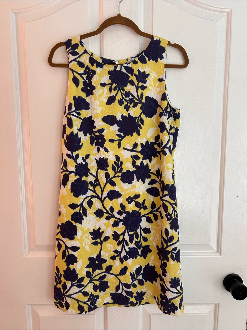 Tyler Boe Sleeveless Yellow Floral Shift Dress with Navy Bloom